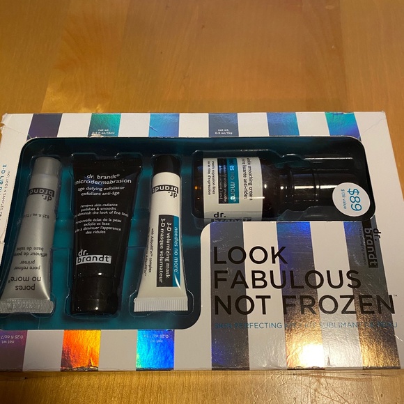 Dr Brandt Other - NWT!!! Dr Brandt Skin Perfecting Kit
